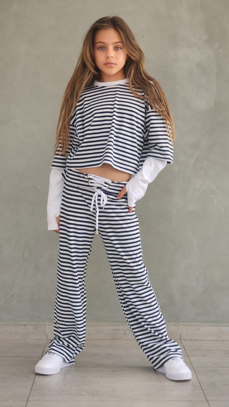 חליפת סריג פסים מכנס וחולצת שרוול כפפה