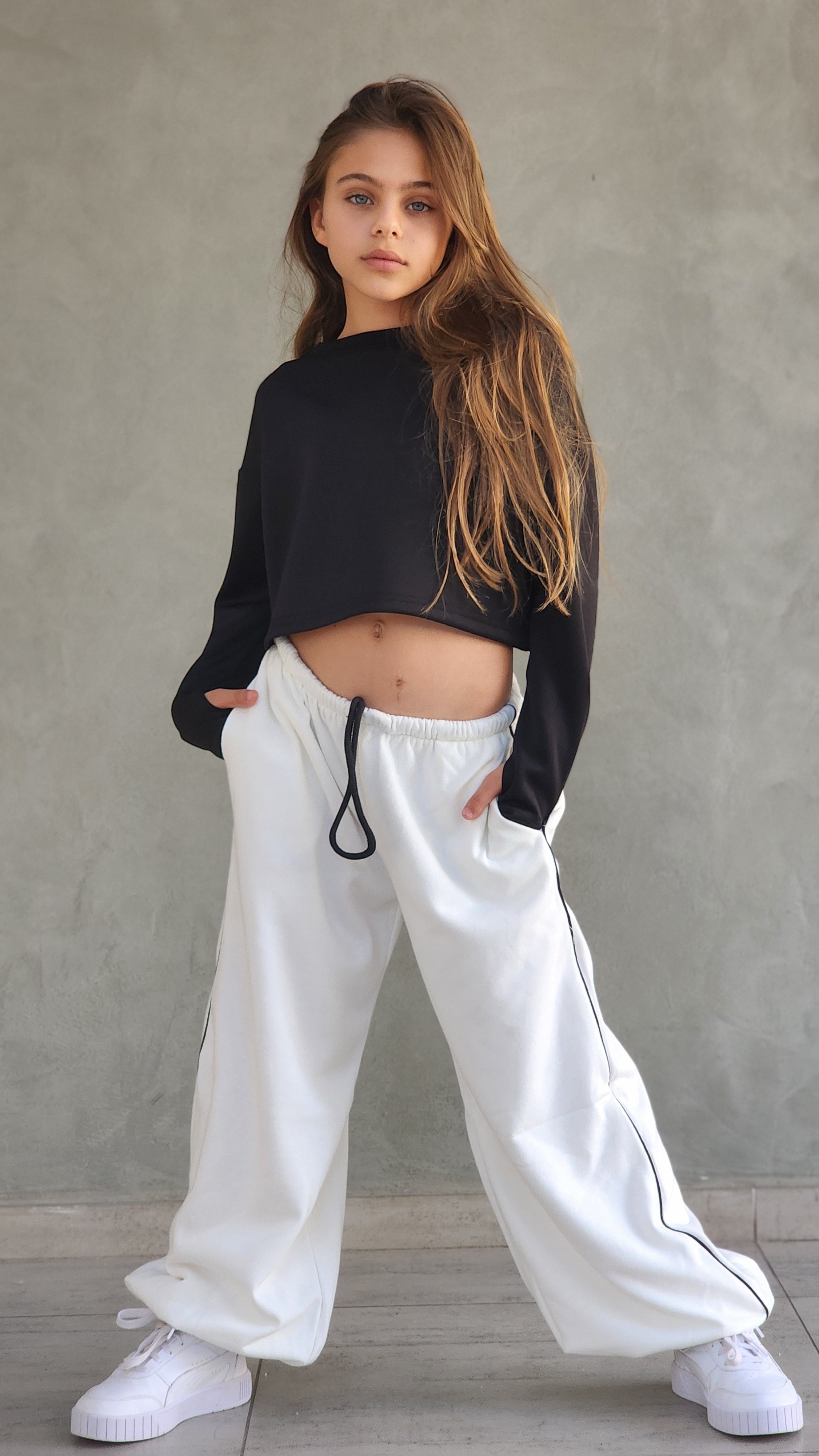 מכנסי היפ הופ לבנים