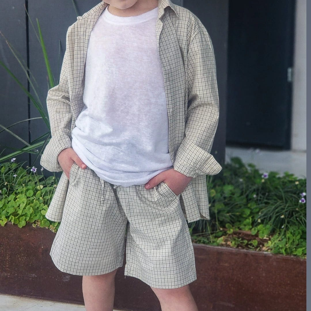 סט בנים ברמודה חולצה מכופתרת וטישרט