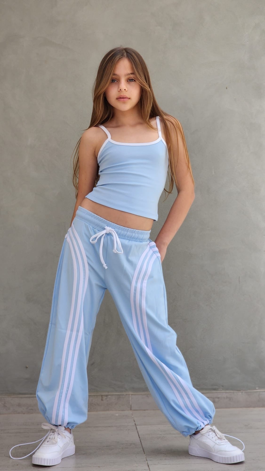 סט היפ הופ לילדות וגופייה תכלת לבנות