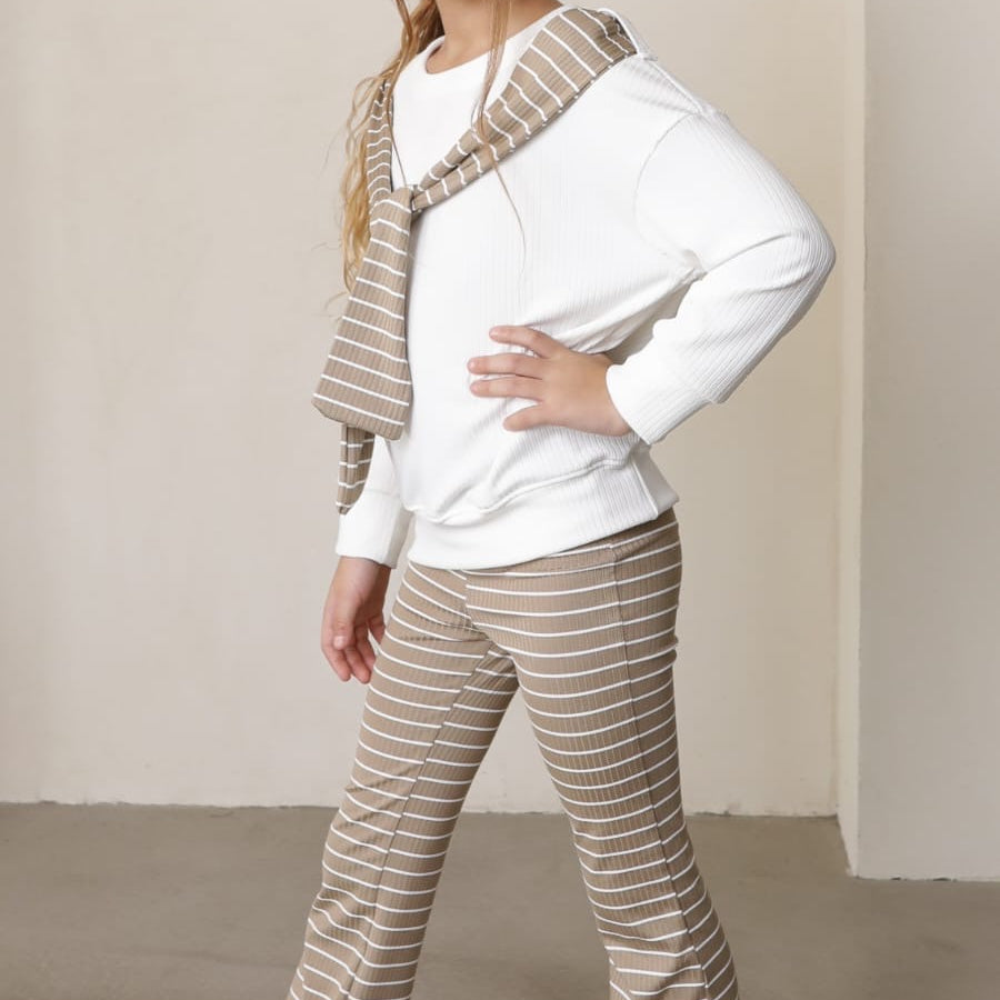 סט טייץ פסים פדלפון חולצת אוברסייז וצעיף