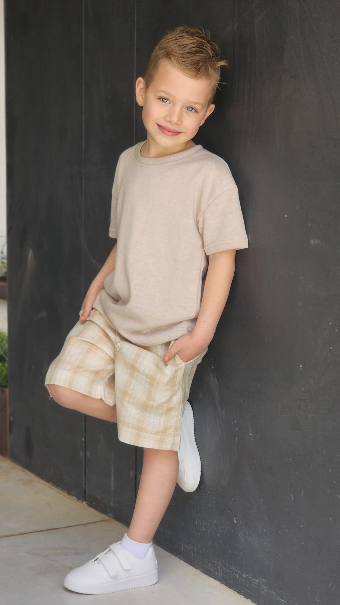 סט לילדים מכנס ברמודה משבצת וחולצת סלאב אוברסיז