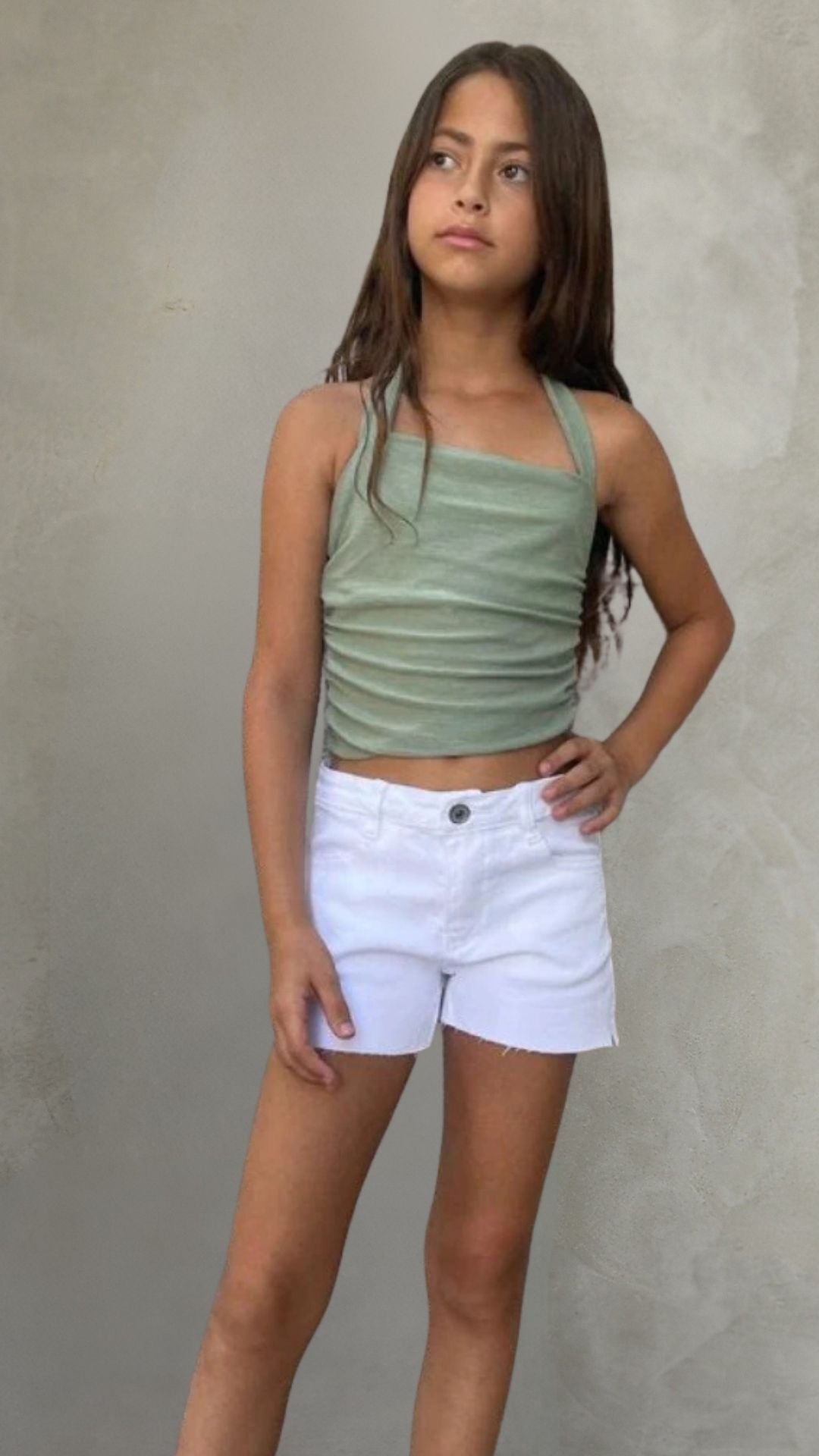 מכנס קצר לילדה שורט ללא קרעים לבן