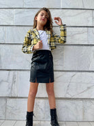 ג'קט משבצת וחולצת קטיפה