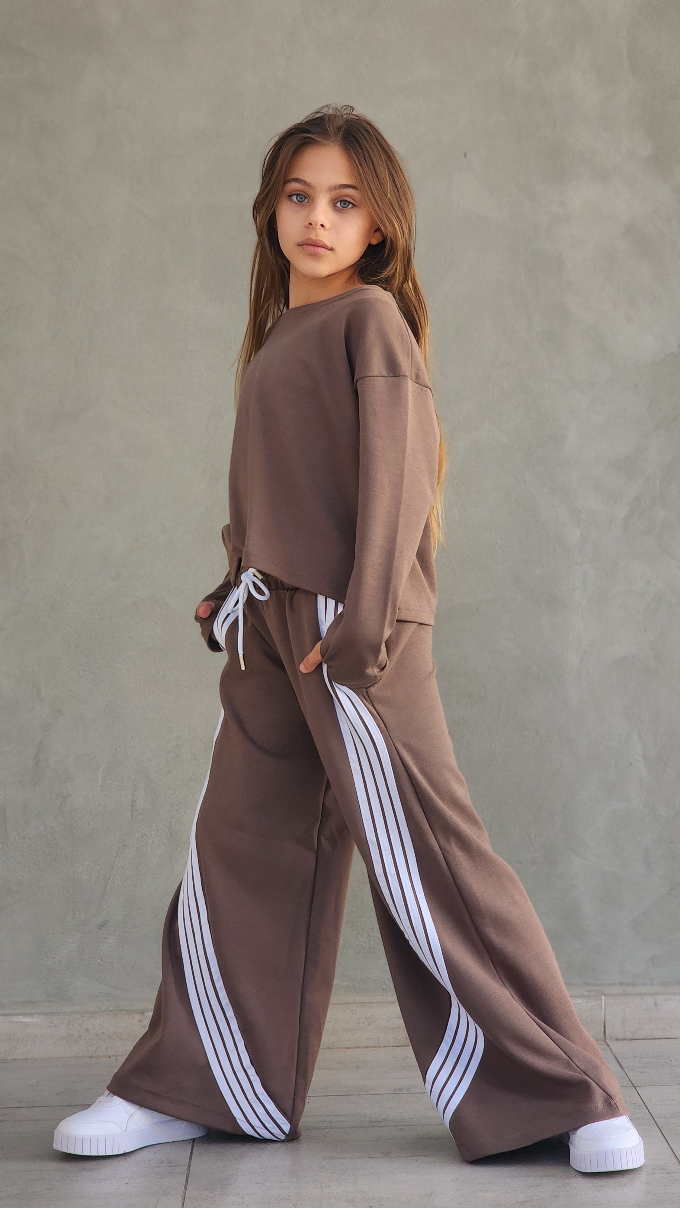 חליפת היפ הופ 4 פסים