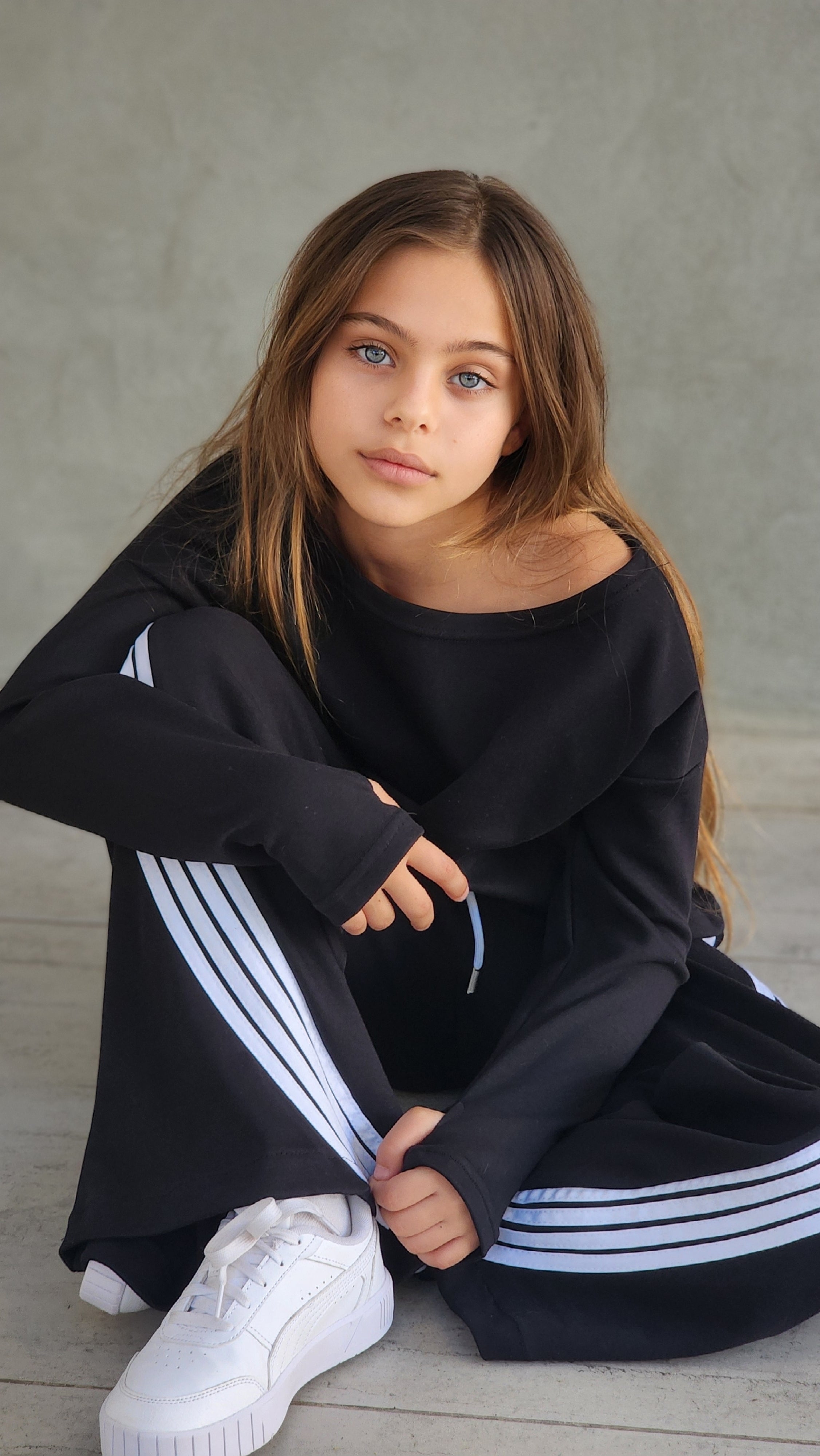 חליפת היפ הופ 4 פסים