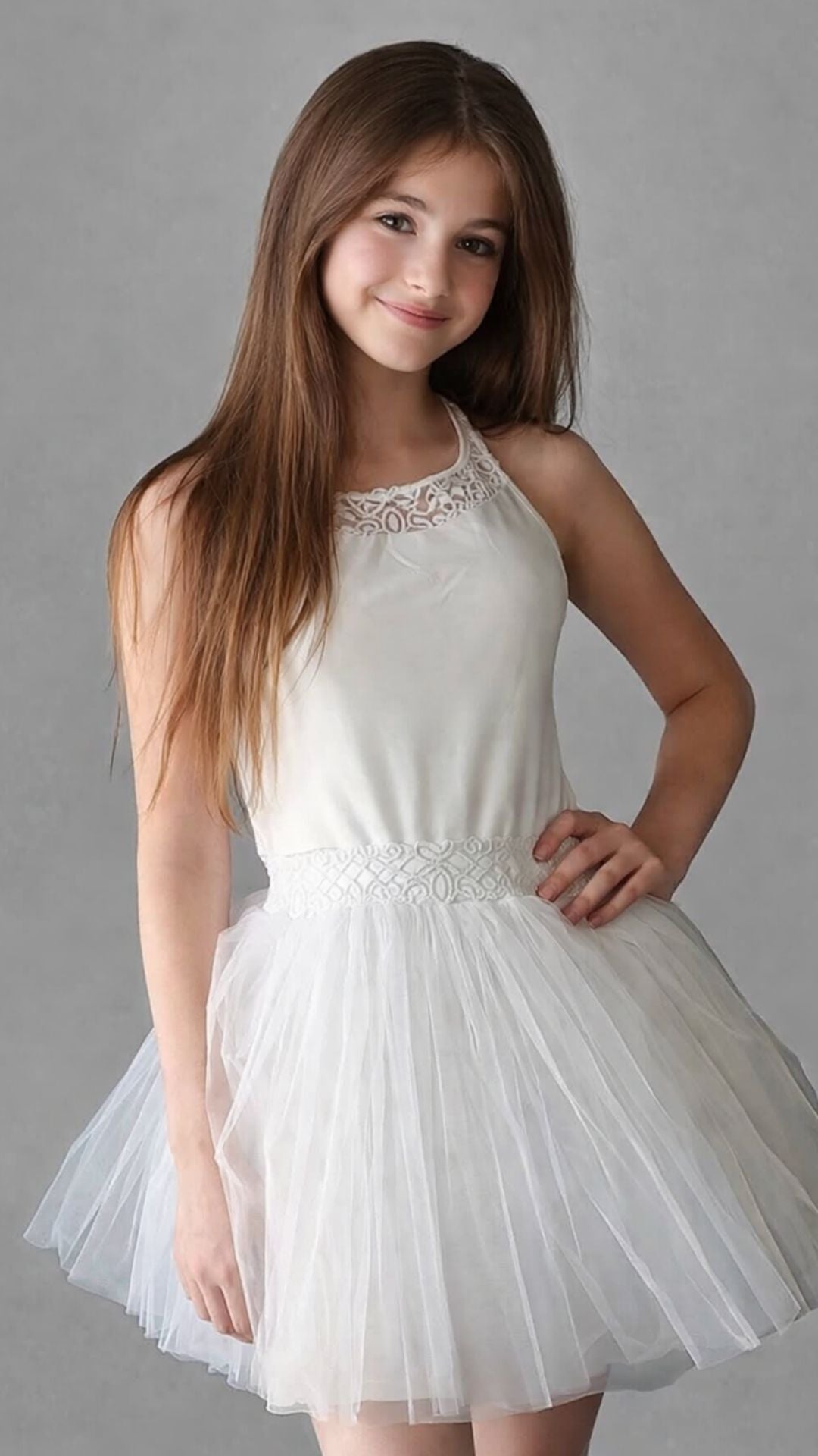  שמלה לארוע לילדה טוטו אלגנט לבנה
