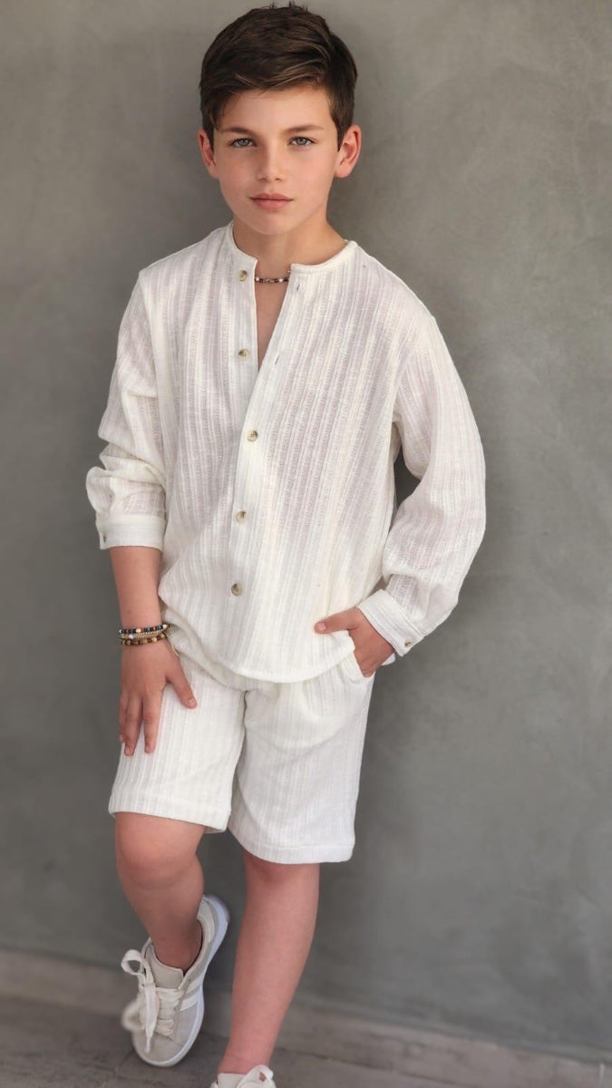 סט מכנס ברמודה ומכופתרת