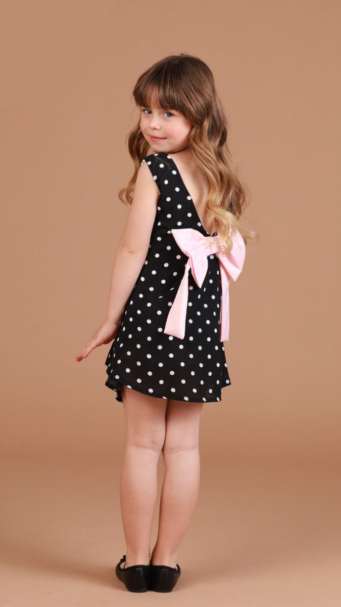 שמלה לילדה וי פפיון גב