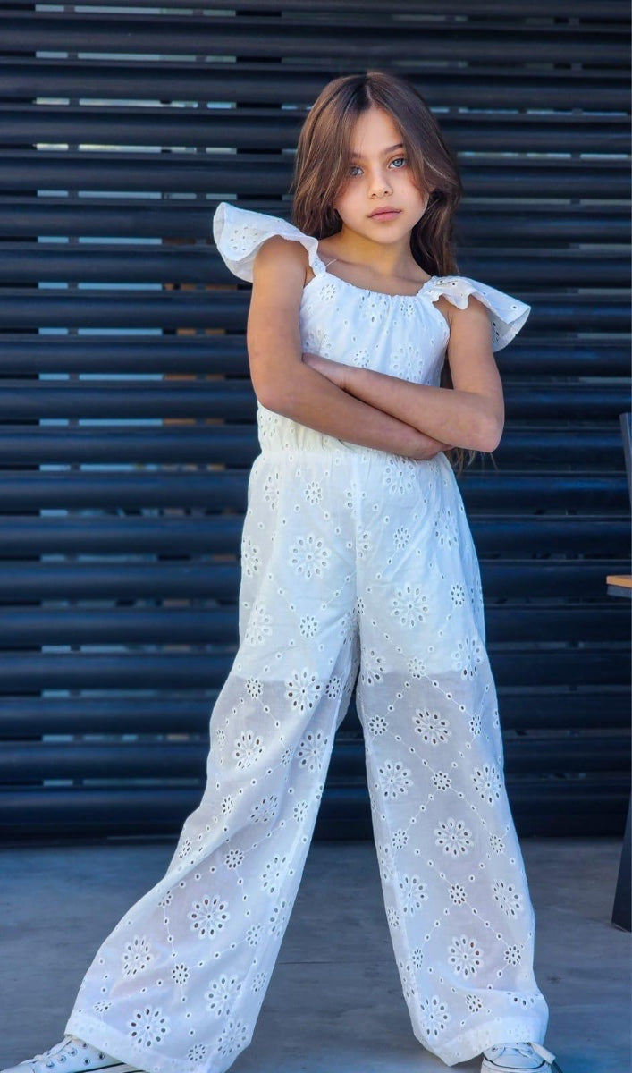 אוברול תחרה