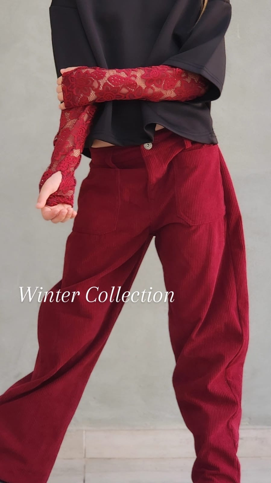 מכנס ארוך קורדרוי חולצת קרופ שרוול תחרה