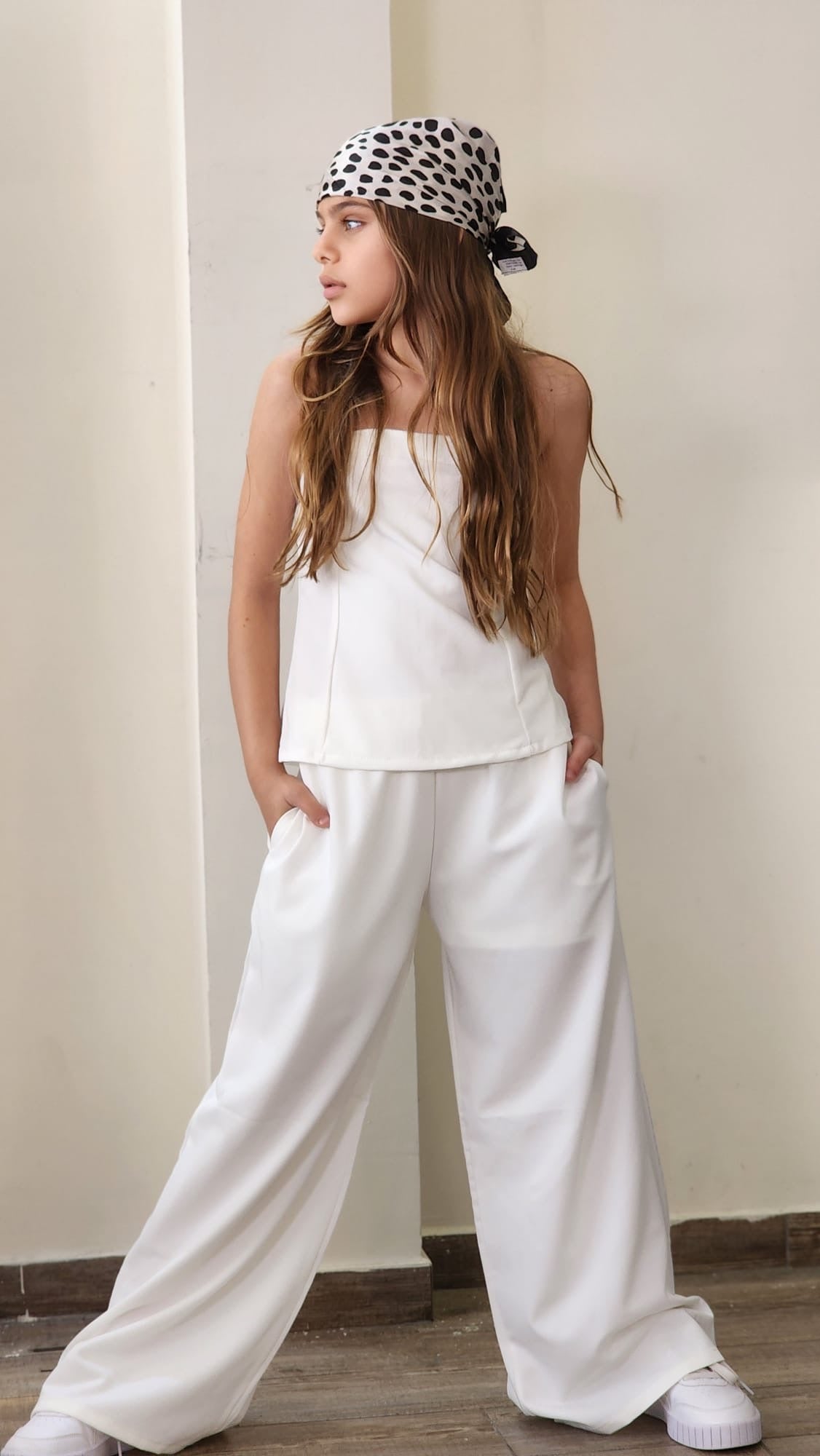 סט מכנס רחב ומחוך רוכסן גב