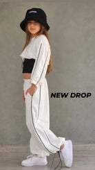 סט מכנס חולצה וגופייה לילדות