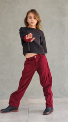 מכנס ארוך קורדרוי חולצת קרופ שרוול תחרה