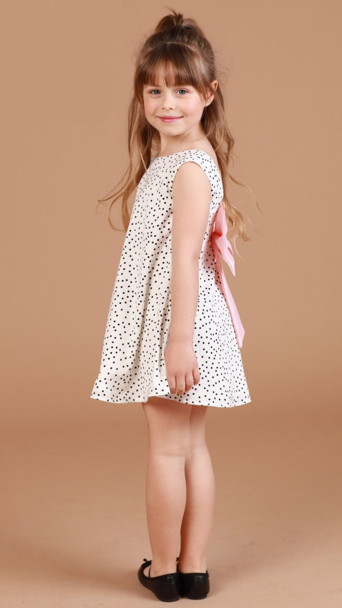 שמלה לילדה וי פפיון גב