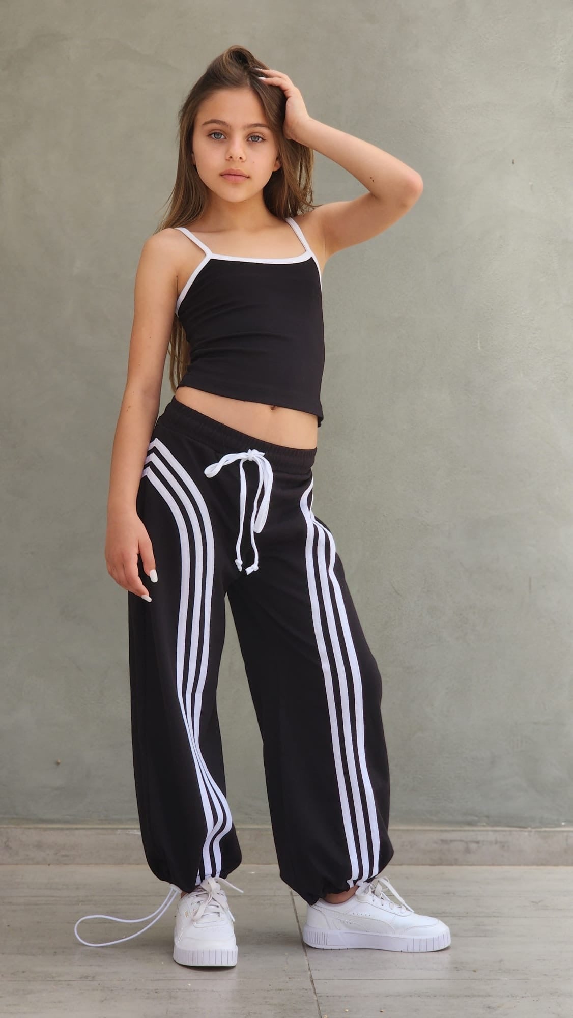 לוק היפ הופ אורבני לילדות ונערות בצבע שחור - חליפת ג'רסי נוחה DUNEKIDS