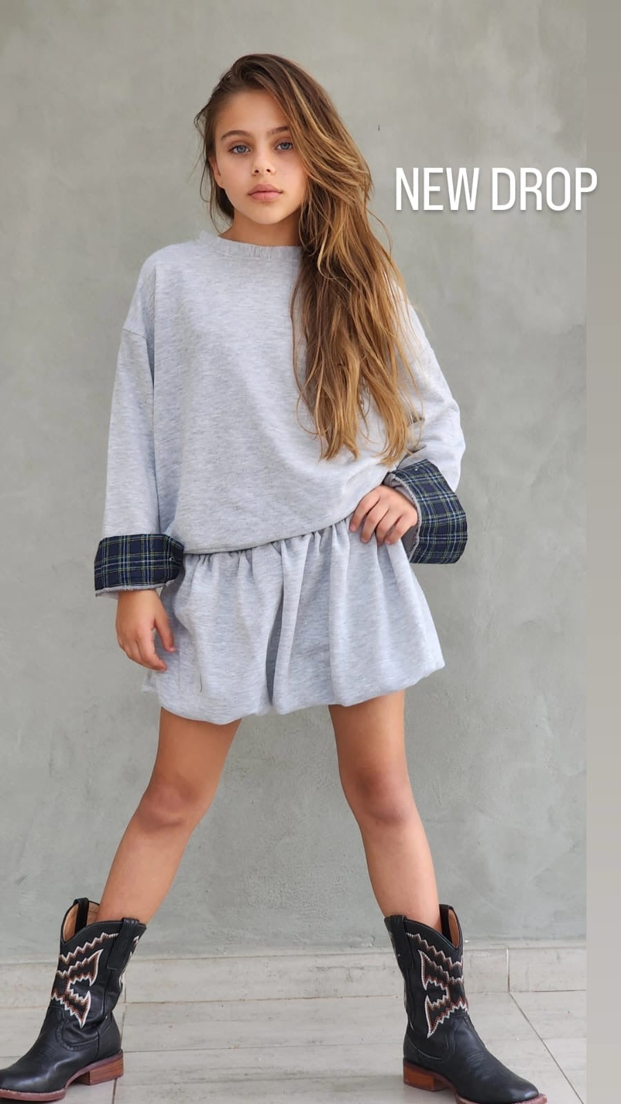 סט חצאית בלון פרנצ'טרי וחולצה עם חפת משבצת