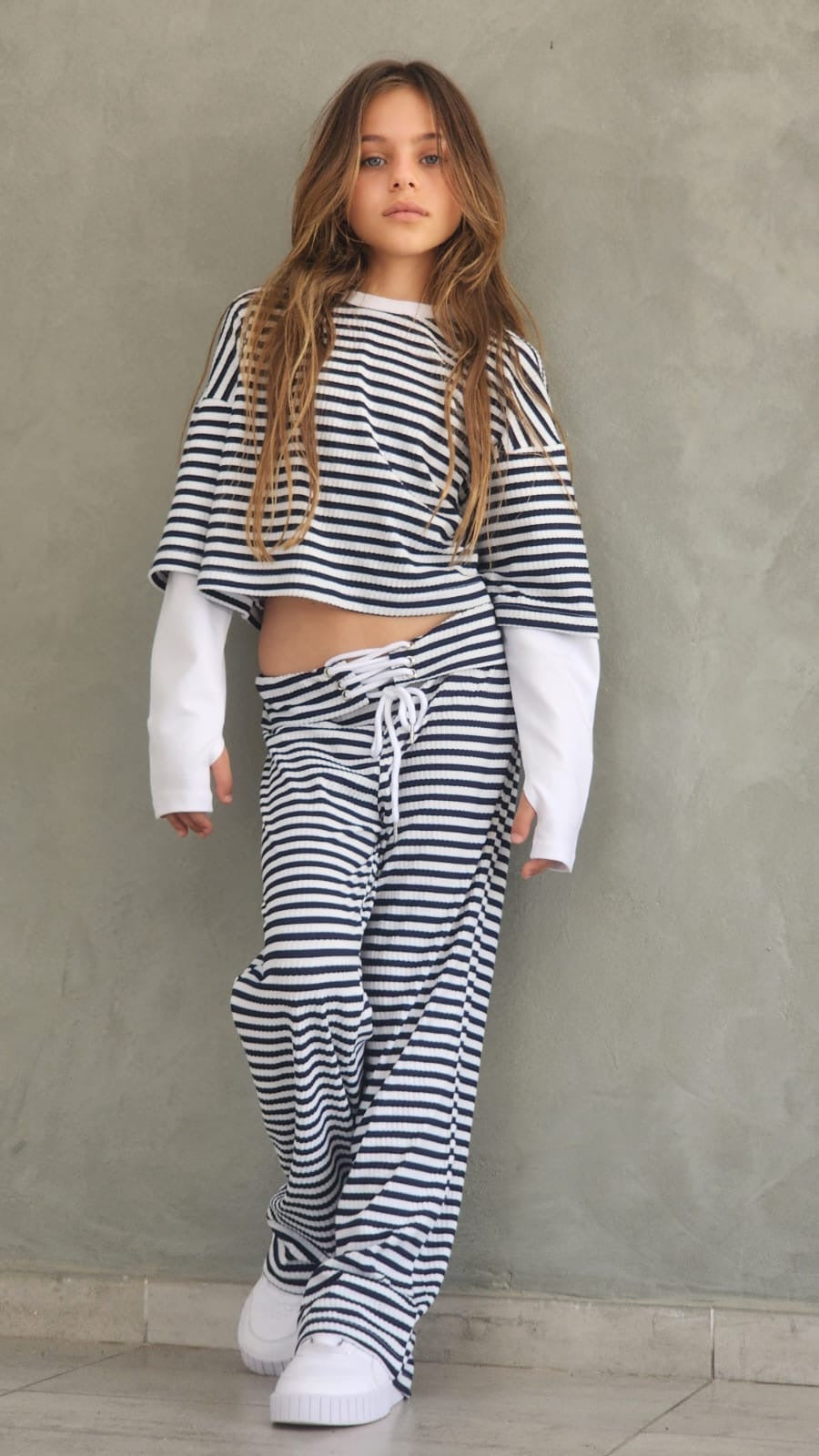 חליפת סריג פסים מכנס וחולצת שרוול כפפה