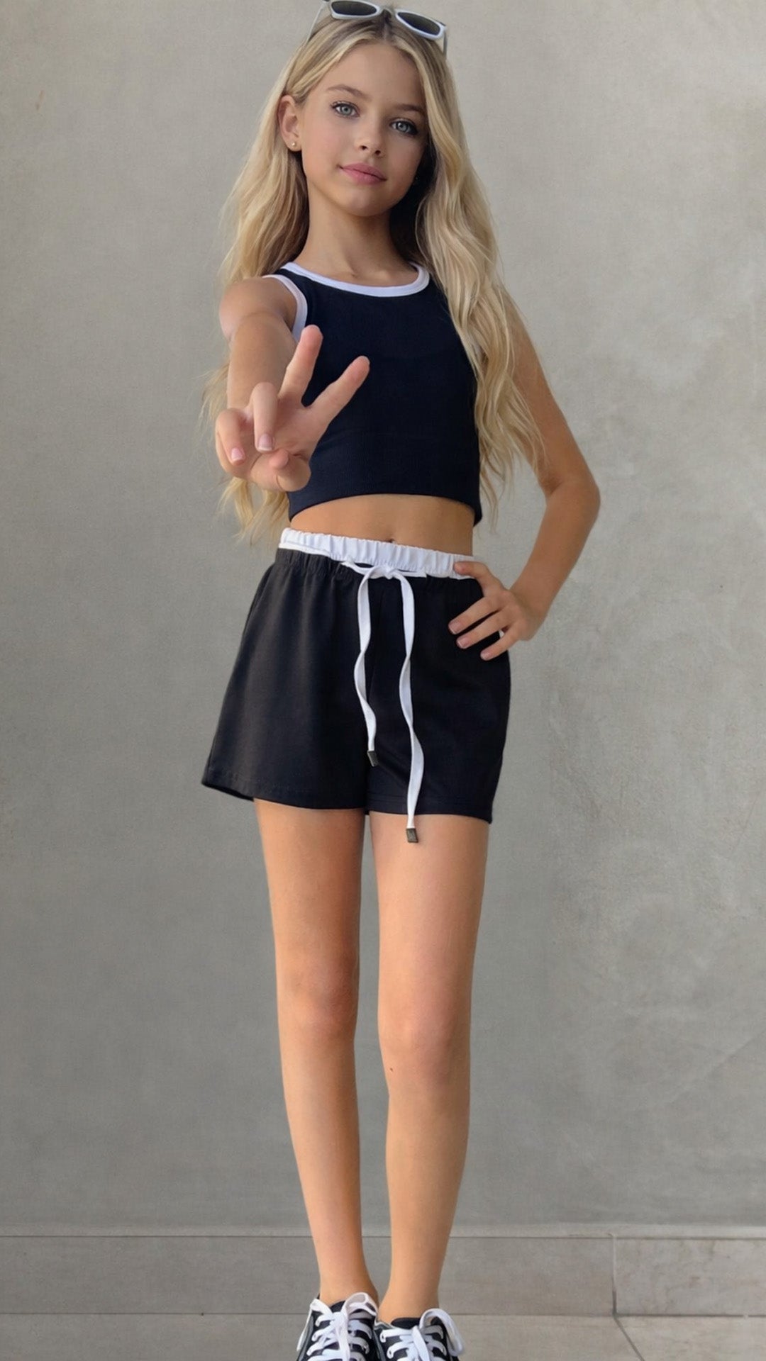 סט גופייה ושורט לילדות שחור