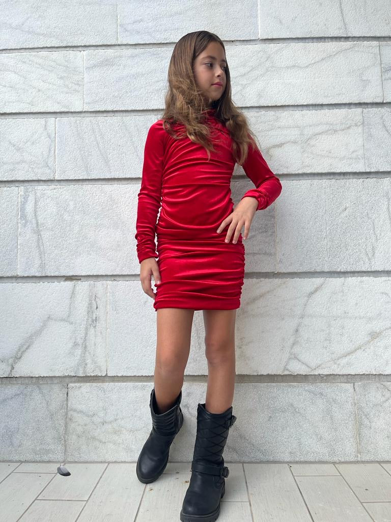 שמלת קטיפה כיווצים