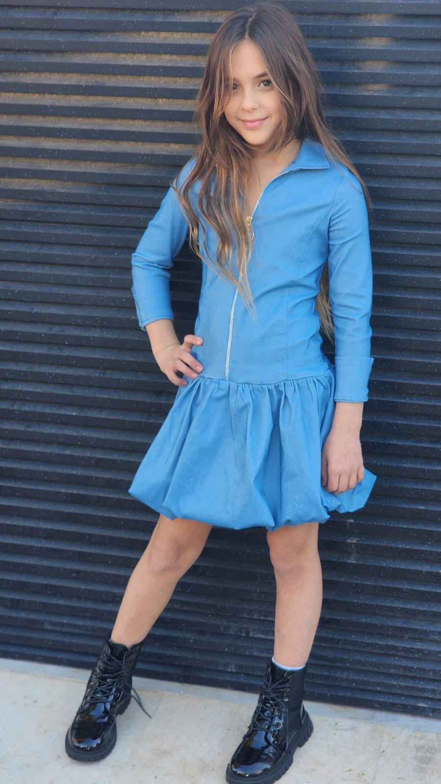 שמלת לייקרה חצאית בלון