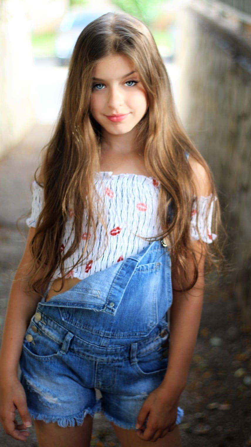 חולצת סטרפלס כיווצים לילדה נערה