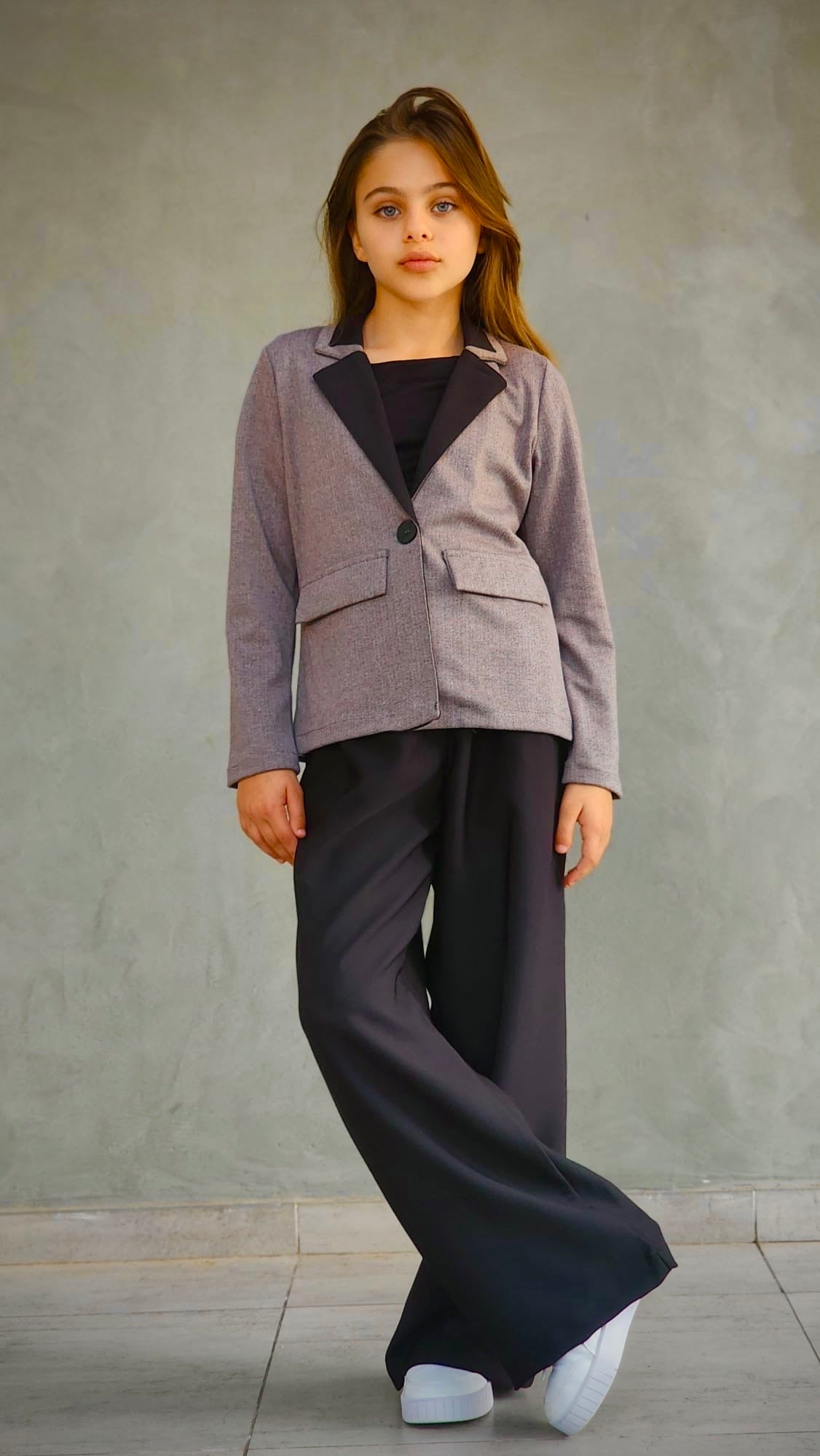 חליפה 3 חלקים, ג'קט שילוב דש שחור,מכנס פנסים וחולצה בסיס