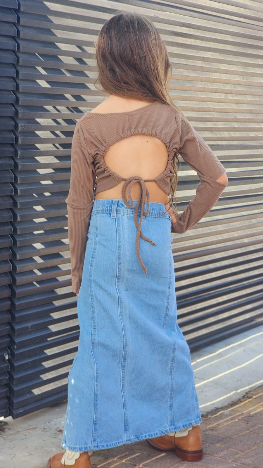 חולצת סריג פס אייקון קשר גב