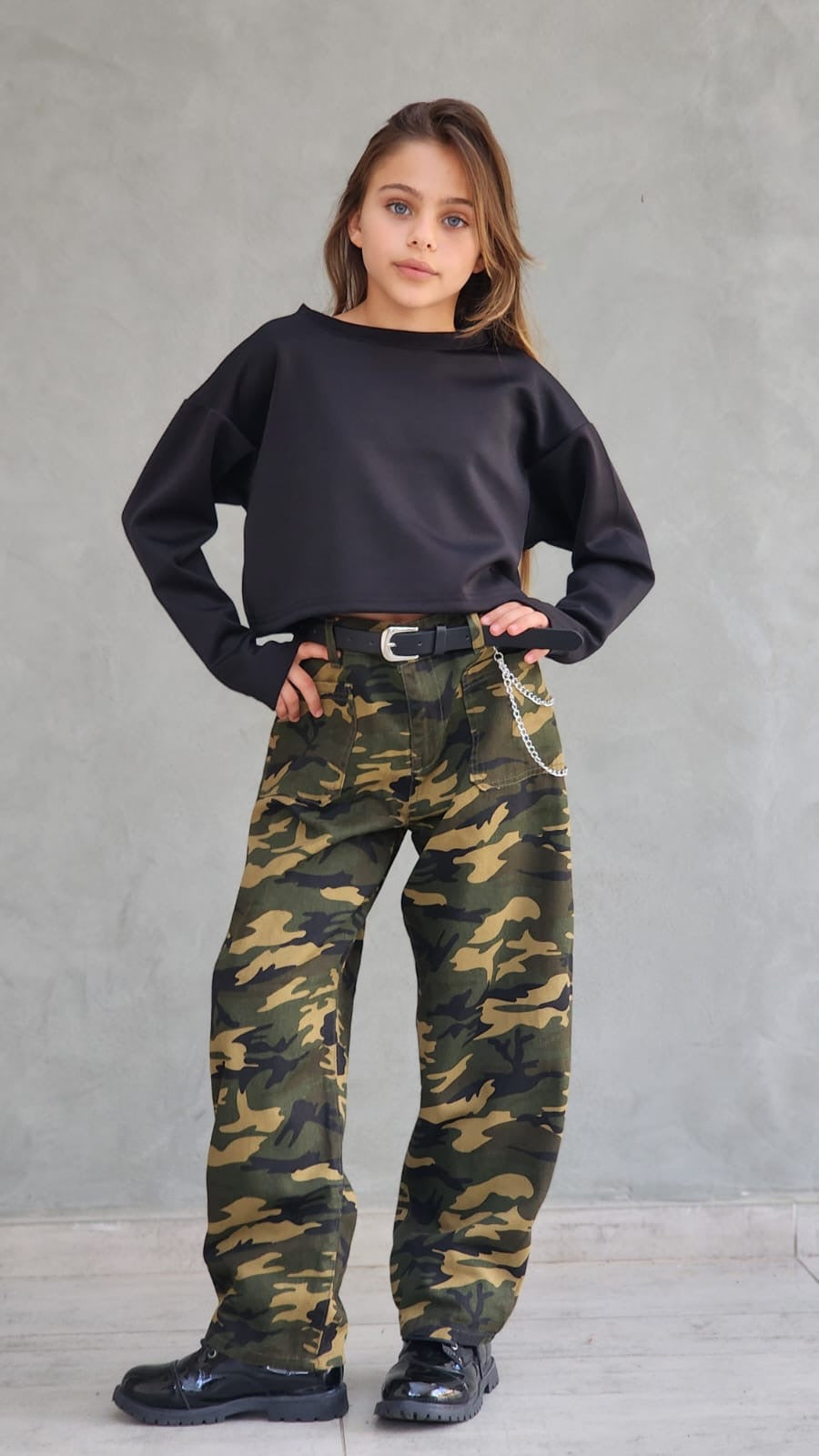 חולצה שרוול ארוך  ומכנס צבאי