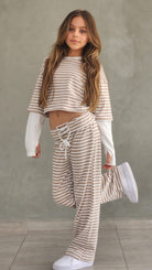 חליפת סריג פסים מכנס וחולצת שרוול כפפה
