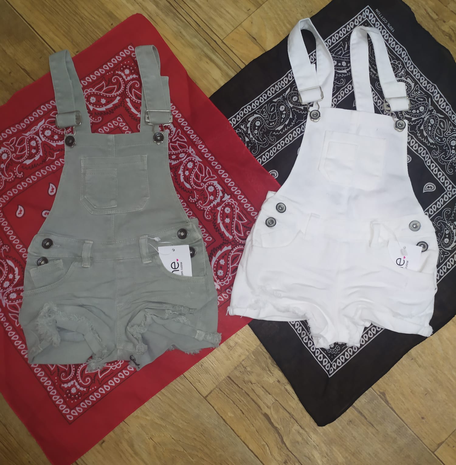 אוברוול קרעים