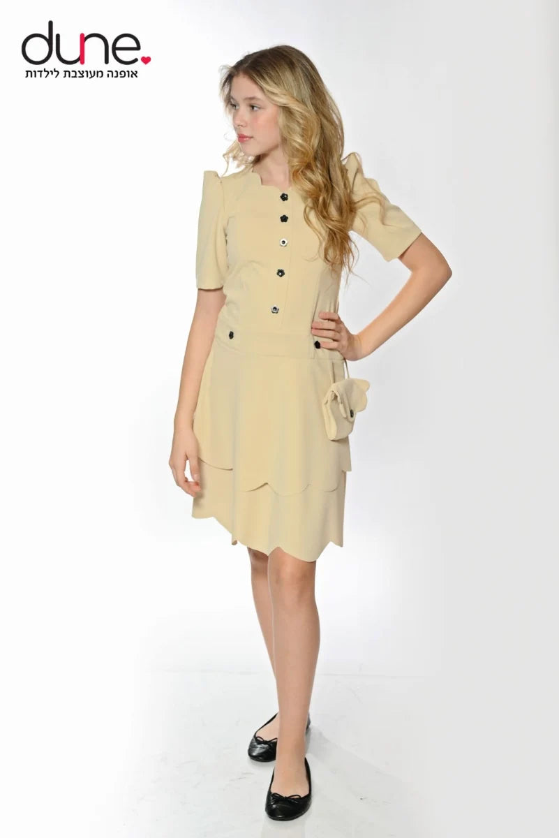 שמלת סקובה כפתור בצורת פרח בשילוב תיק קטן תפור