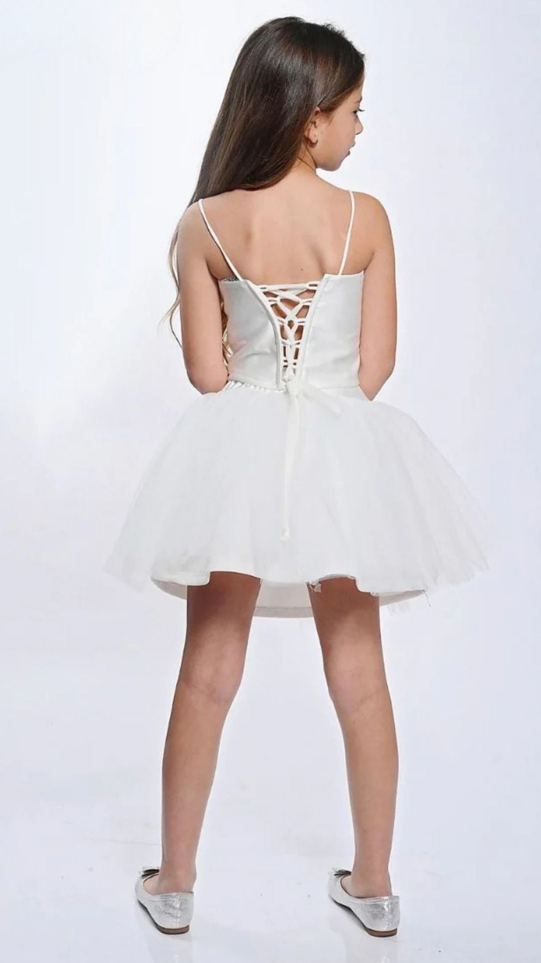 חצאית וחולצה לבת מצווש 